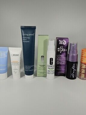 Beauty Lot (6 DELUXE SAMPLE-SIZES + 1 FREE FULL-SIZE)